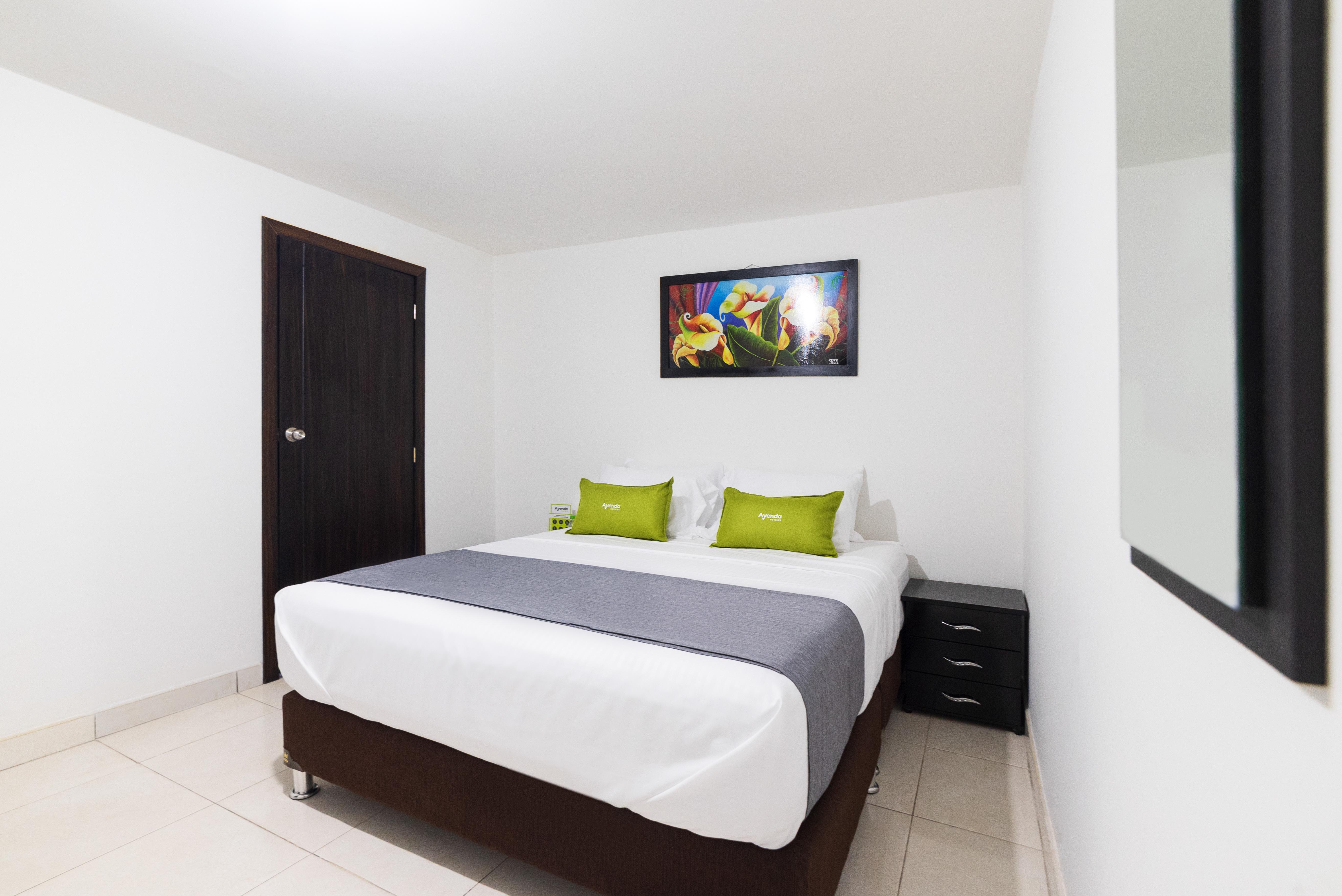 Ayenda 1045 Boutique Aeropuerto Hotel Bogota Ngoại thất bức ảnh